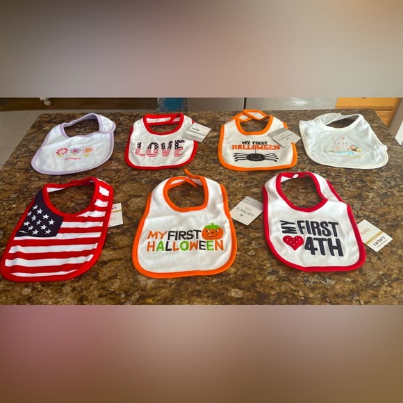 Baby Bibs-Brand New! - Picture 1 of 8